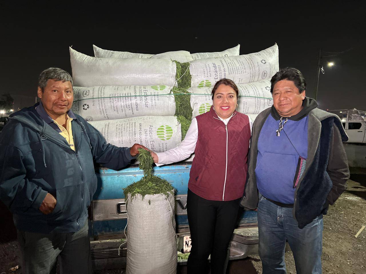  La Central de Abastos de la CDMX se convierte en la central de los Romeritos; a la venta 3 mil toneladas