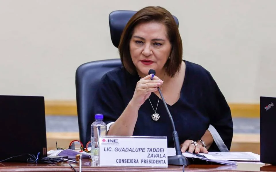 Morena impulsa reformas que otorgan más poder a Guadalupe Taddei en el INE