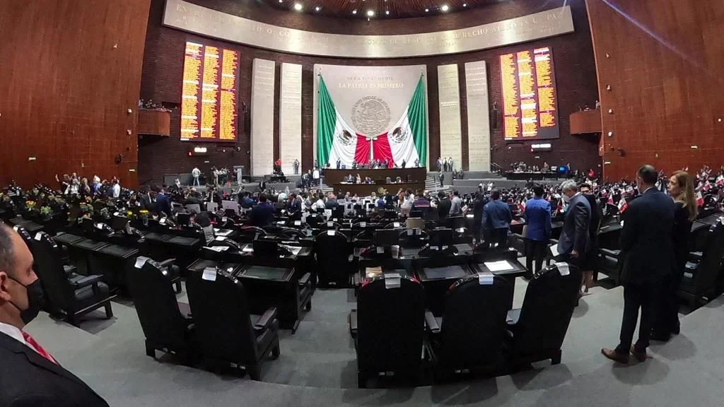 Reforma a pensiones en México aprobada por diputados