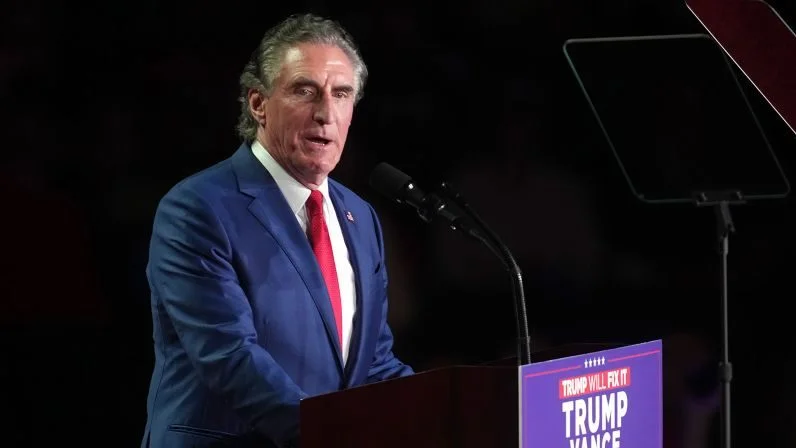 Donald Trump presenta a Doug Burgum como su candidato a secretario de Interior